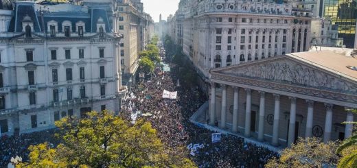 Movilización por el atentado contra CFK