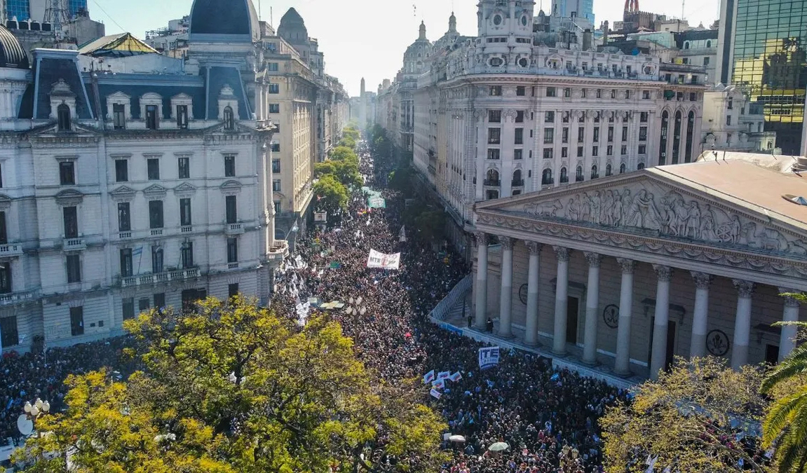 Movilización por el atentado contra CFK